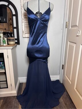 leann formal high slit glitter dress La Lune Lace Back Maxi Dress | Gold | Dresses main image 0